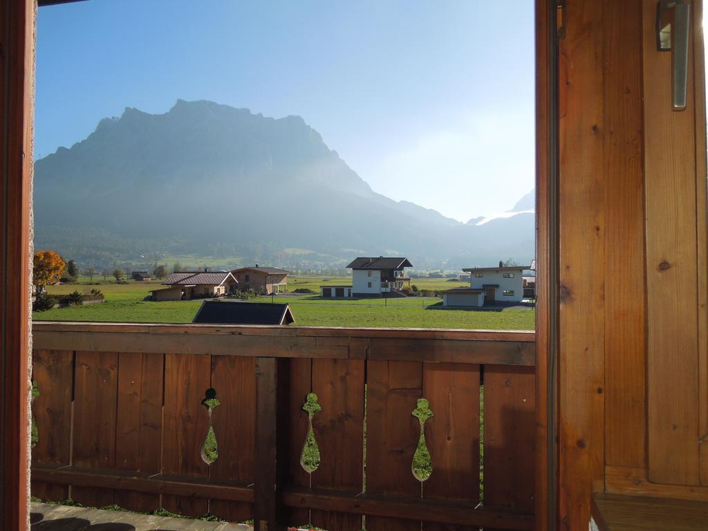 Bed and Breakfast Haus Bergkranz Лермос Экстерьер фото